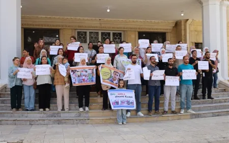 معلمو ومعلمات الحسكة يطالبون بضمان التعليم باللغة الكردية وتوسيع نطاق تدريسها