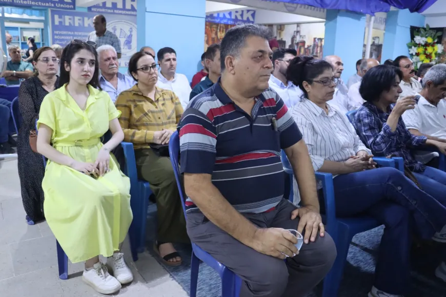 أمسية أدبية في قامشلو تستعرض يوميات المواطن السوري وهمومه المعيشية