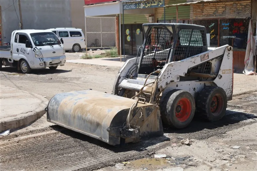 بلدية تل تمر تنفذ مشروعاً لإعادة تأهيل الطرق