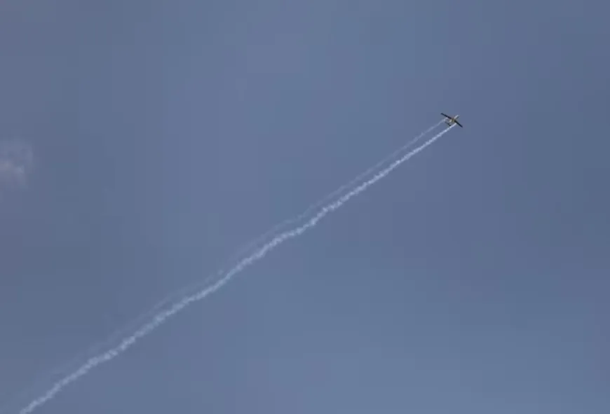 الحوثيون يعلنون استهداف معسكر في مأرب والسلطات اليمنية تتحدث عن سقوط ضحايا مدنيين