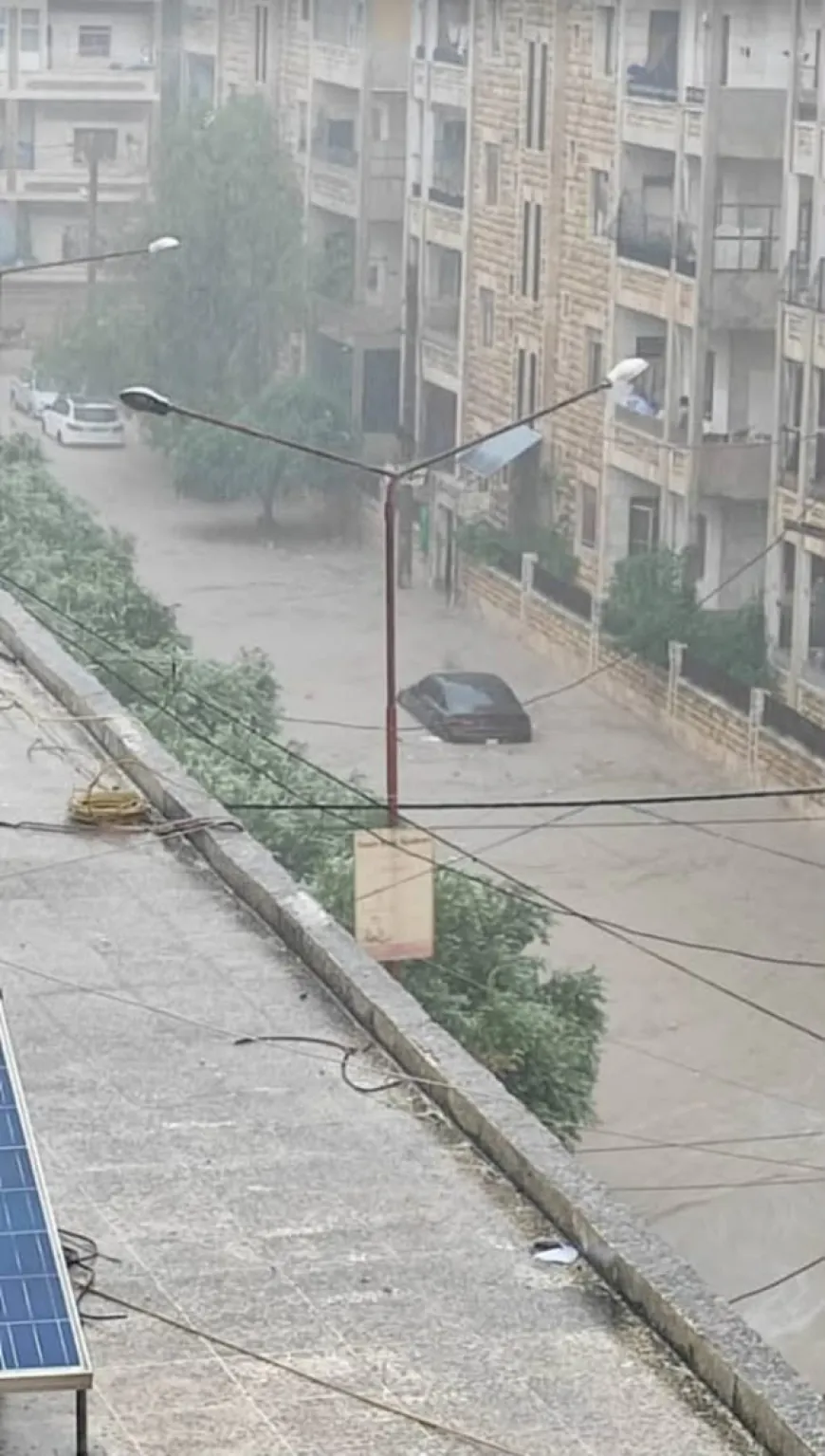 أمطار غزيرة تهطل على كفرنبل بريف إدلب الجنوبي