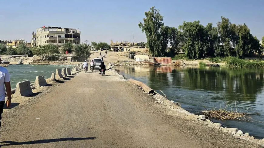 إغلاق الجسر الترابي في دير الزور أمام حركة العبور