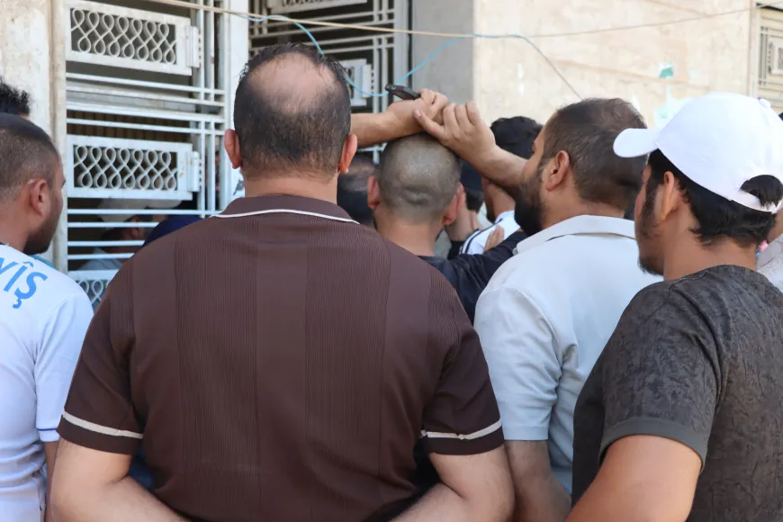 شكاوى من آلية استبدال العملة في قامشلو مطالب بتوفير العملة الجديدة