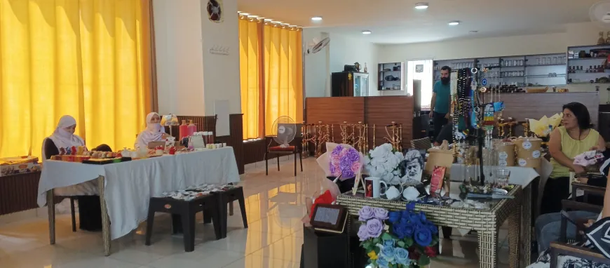 انطلاق البازار الخيري الثاني لجمعية سنديانات الجبل في السويداء