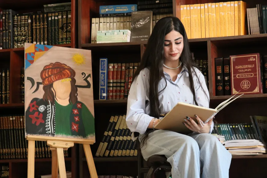 موهبة شابة ترسم ملامح طموحها