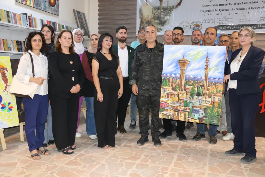 تكريم 15 فناناً وفنانة في ختام ورشة "لنرسم معاً مستقبل مدينتنا بروح الفن والمقاومة"