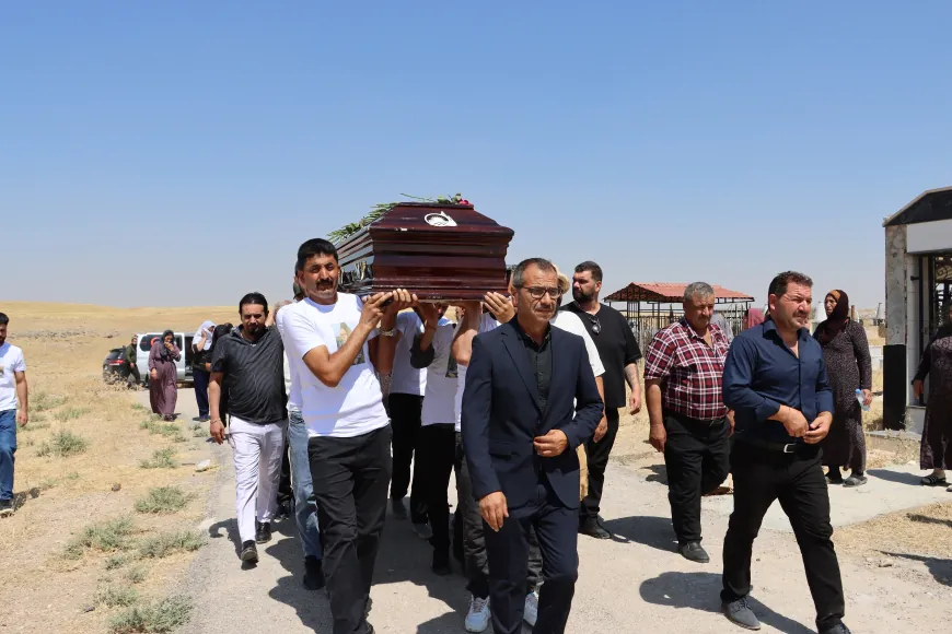 جثمان البيشيمام حسن يُوارى الثرى في دياري فلكي 