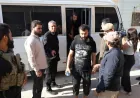 مُفرج عنهم يروون ظروف احتجازهم وتنقّلهم بين السجون