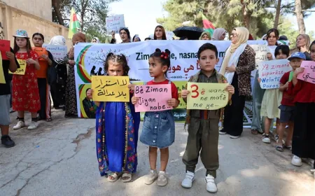 مظاهرة في تل تمر رفضاً لحصر تدريس اللغة الكردية بثلاث حصص أسبوعية