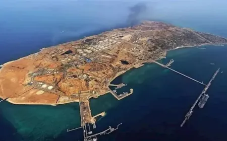 وسائل إعلام: هجوم صاروخي أميركي على جزيرة خرج الإيرانية