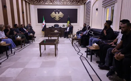 محافظ الحسكة يبحث مع وفد من أهالي تل تمر الواقع الخدمي واحتياجات البلدة