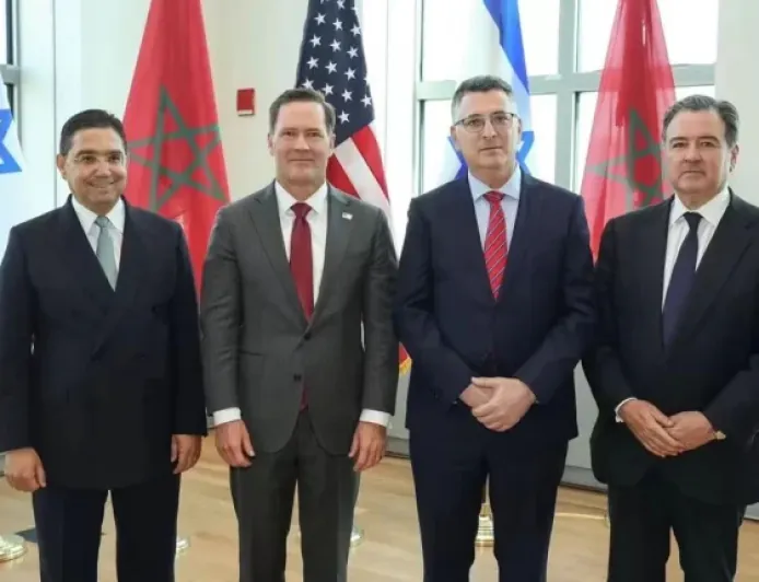 المغرب وإسرائيل يقرران رفع مستوى العلاقات الدبلوماسية
