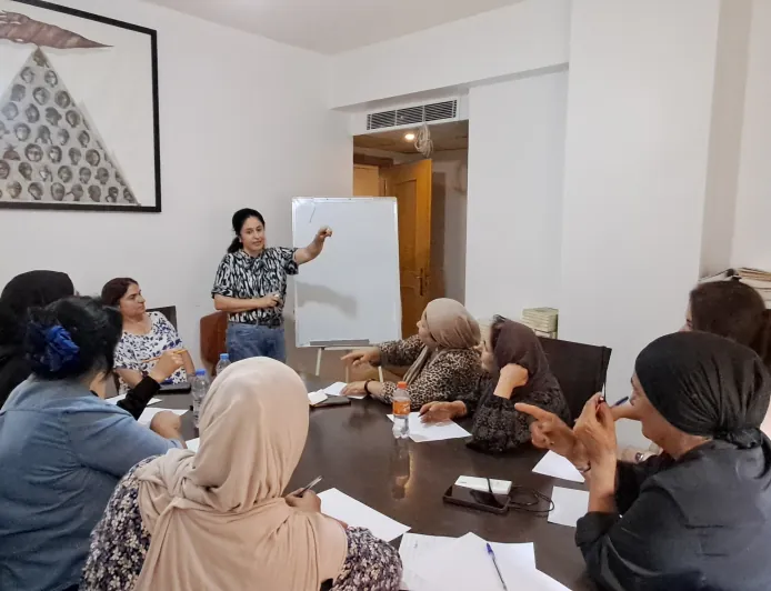 دورة لتعليم القراءة والكتابة باللغة الكردية في لبنان