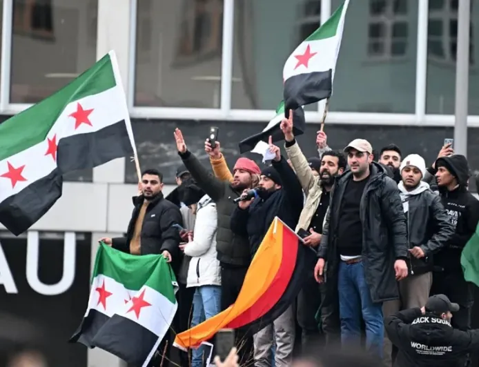 ألمانيا تدرس سحب إقامات الحماية من أعداد كبيرة من السوريين