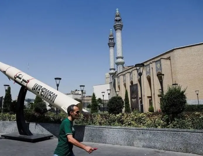 قيادة عسكرية إيرانية تحذر من هجمات أميركية