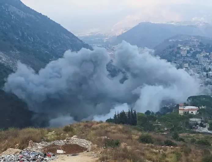 إسرائيل تقصف مناطق في جنوب لبنان