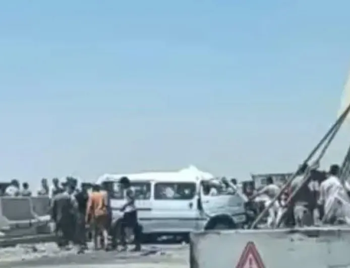 فقدان 4 أشخاص لحياتهم وإصابة 6 آخرين بحادث تصادم في مصر