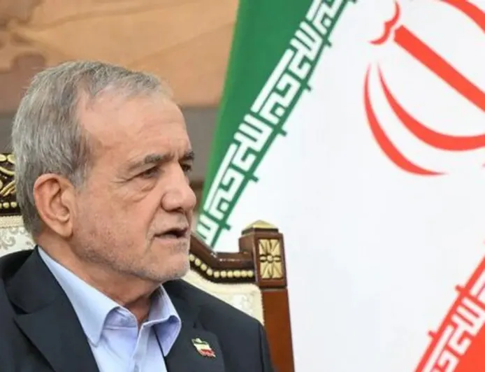 بزشكيان: لم نعد نثق بالمفاوضات مع واشنطن وإغلاق هرمز يمكن حله بالحوار
