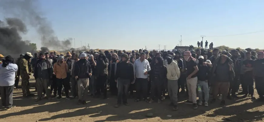 لليوم الثاني.. عمال النفط في الحسكة يواصلون احتجاجهم للمطالبة بإعادتهم إلى العمل