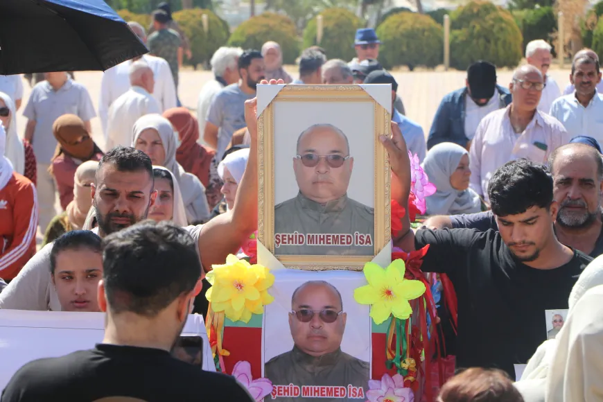 المئات في الحسكة يشيّعون جثمان الشهيد محمد عيسى