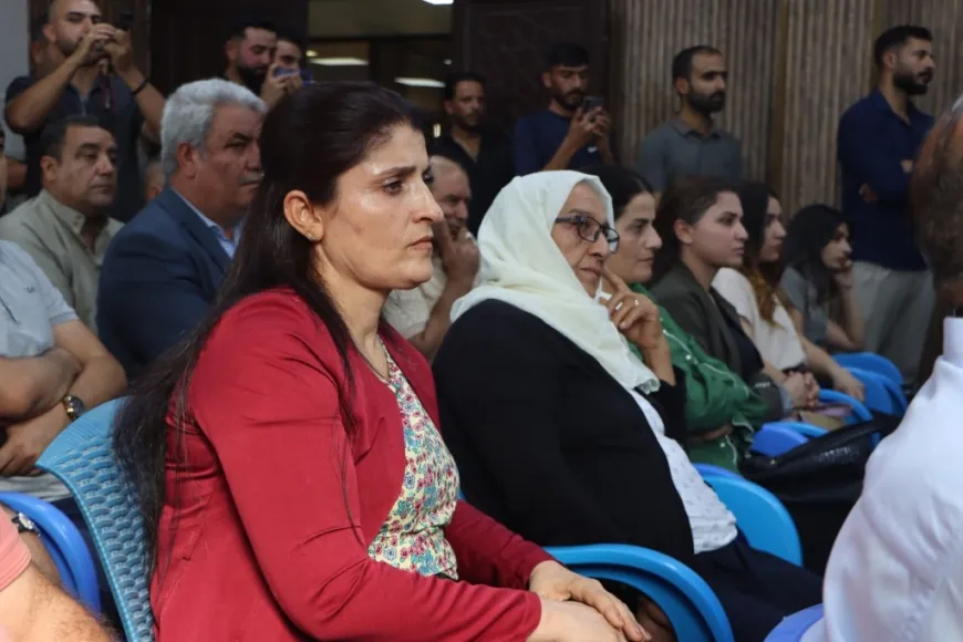 وفد من الداخلية السورية يزور كوباني لبحث الأمن وعودة المهجّرين