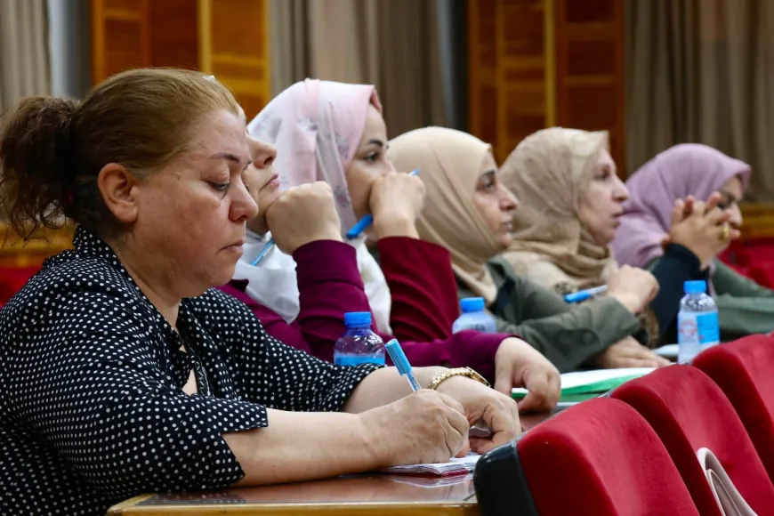 لجنة وزارية تبحث دمج بيانات العاملين لدى الإدارة الذاتية ضمن قاعدة البيانات
