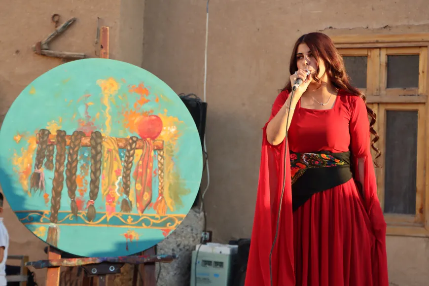 افتتاح المعرض التشكيلي السابع في كوباني بمشاركة 17 فنانة وفناناً