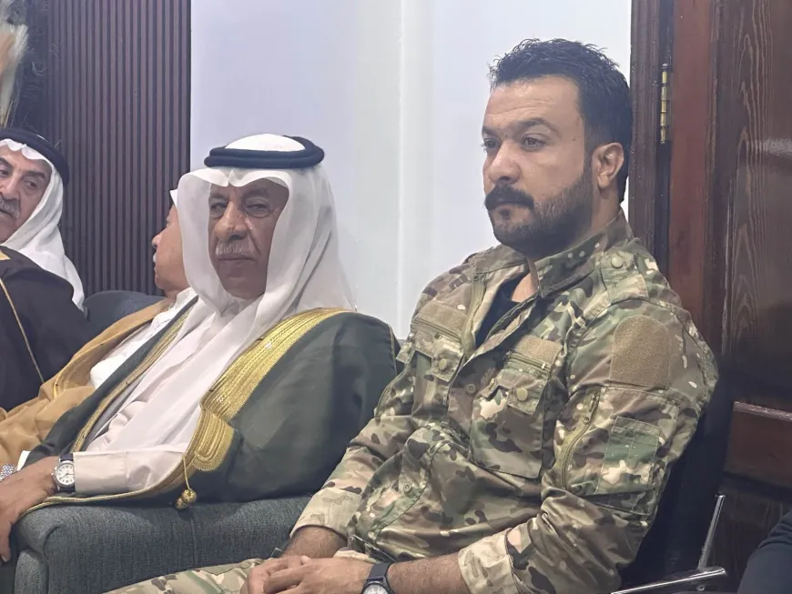 محافظ الحسكة يلتقي شيوخ ووجهاء العشائر في قامشلو ويبحث تعزيز السلم الأهلي