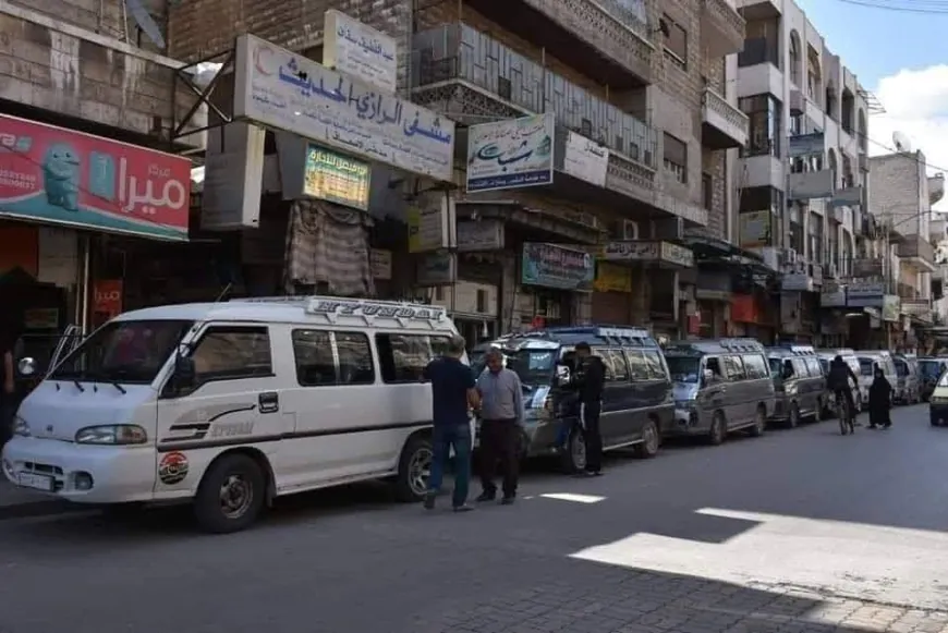 أزمة المحروقات تشل النقل في حماة والحسكة مع تصاعد الاحتجاجات على الأسعار