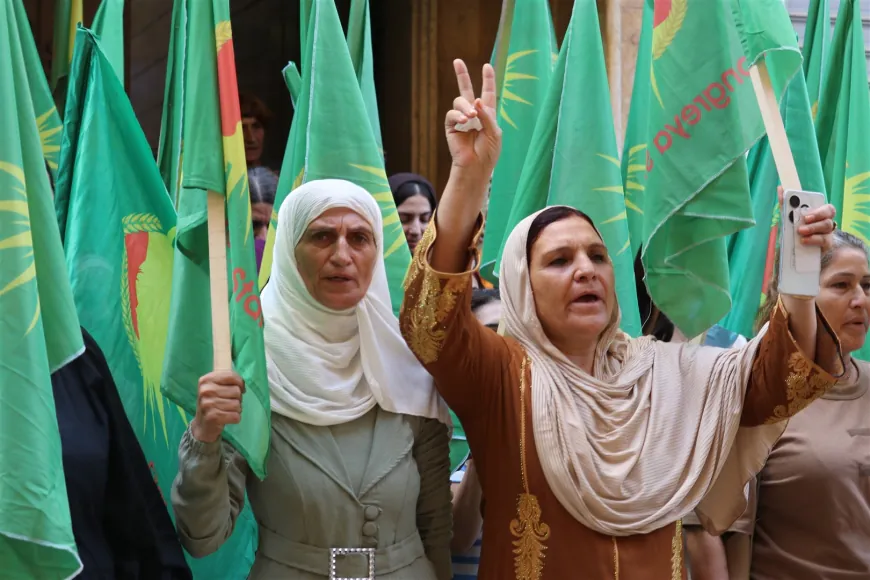 مطالب نسائية باحترام حقوق الشعب الكردي ومحاسبة مرتكبي الانتهاكات