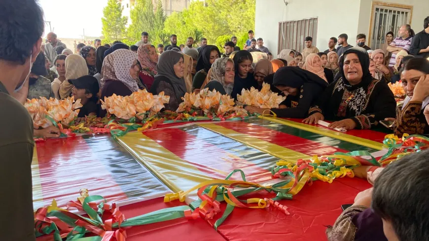 الآلاف يشيعون شهداء سجن كوباني
