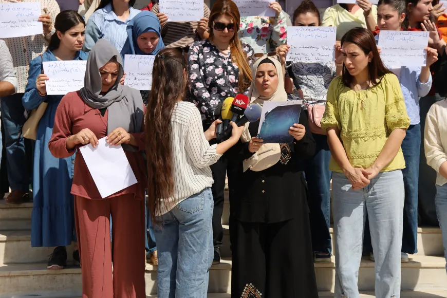 معلمات ومعلمو المواد العلمية في الحسكة يرفضون تهميش اللغة الكردية