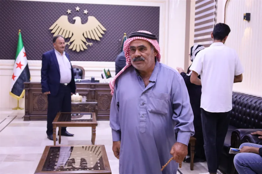 محافظ الحسكة يبحث مع وفد من أهالي تل تمر الواقع الخدمي واحتياجات المدينة