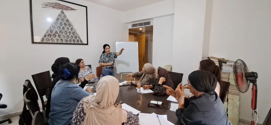 دورة لتعليم القراءة والكتابة باللغة الكردية في لبنان