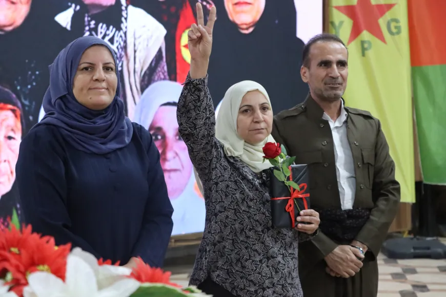 مجلس عوائل الشهداء في الجزيرة ينظم حفل توقيع كتاب "على خطى الحرية"