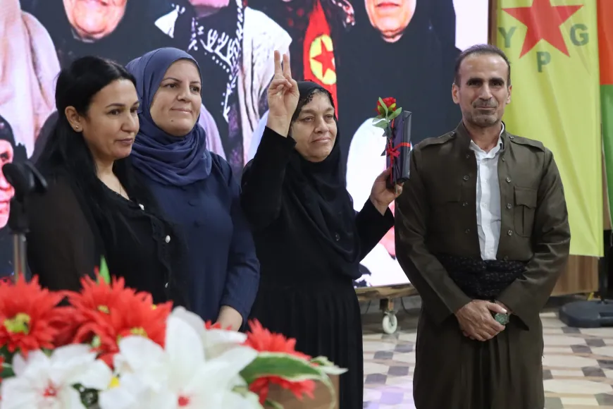 مجلس عوائل الشهداء في الجزيرة ينظم حفل توقيع كتاب "على خطى الحرية"
