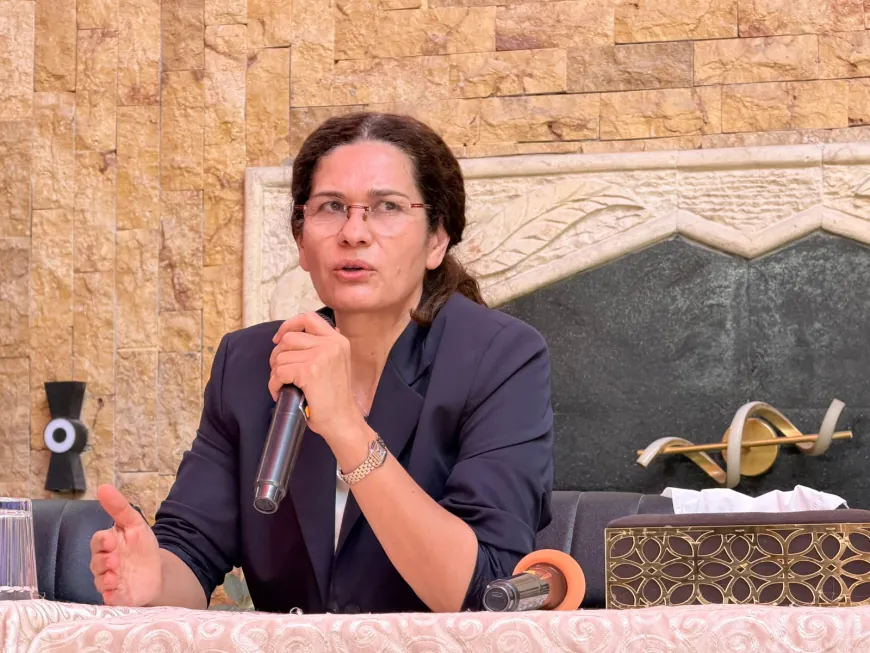 إلهام أحمد تبحث مع كوادر تعليمية في حلب ملف الاندماج ومستقبل اللغة الكردية