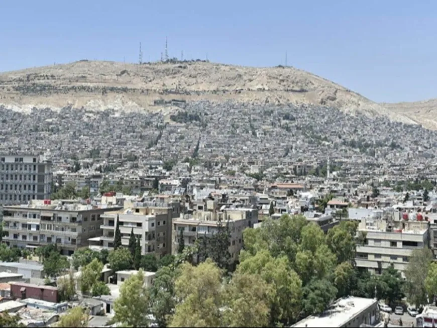 طقس خريفي معتدل وانخفاض في درجات الحرارة