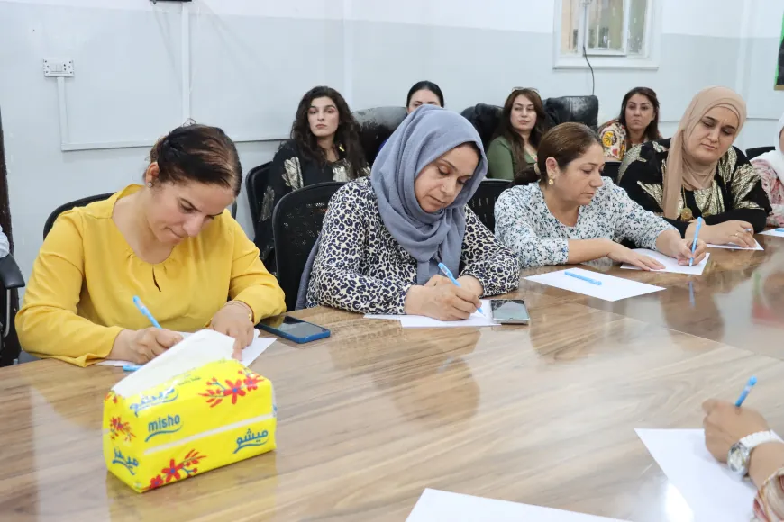 ندوة حوارية تبحث دورة المرأة في حماية اللغة الكردية وضمان حقوقها دستورياً