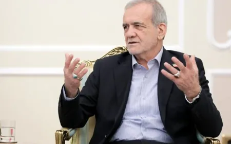 بزشكيان يعلن استعداد إيران للانضمام إلى "تحالف مكة"