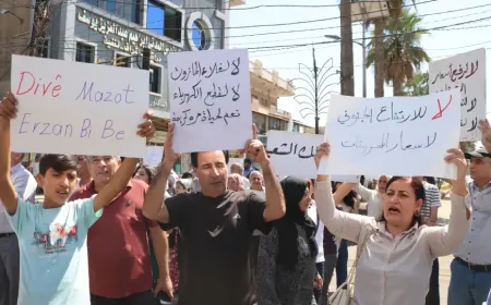 أزمة التدفئة في سوريا تتفاقم وجدل في ريف حماة بين الدفء وحماية الثروة الحراجية