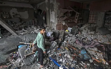 مقتل 5 أشخاص جراء غارات وإطلاق نار إسرائيلي في غزة