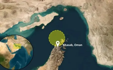 غرق مركب شراعي إثر حادث أمني في مضيق هرمز