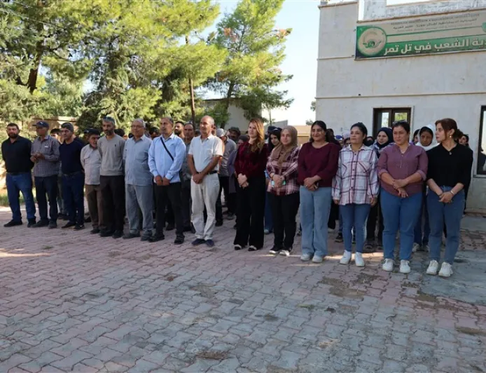 بلدية تل تمر تطالب بتثبيت حقوق الشعب الكردي ولغته في الدستور