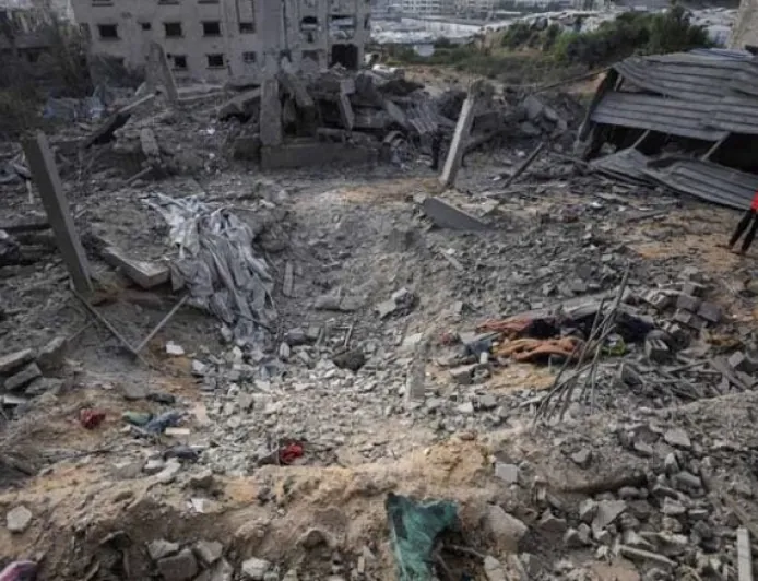 مقتل 5 أشخاص بقصف وإطلاق نار إسرائيلي في غزة