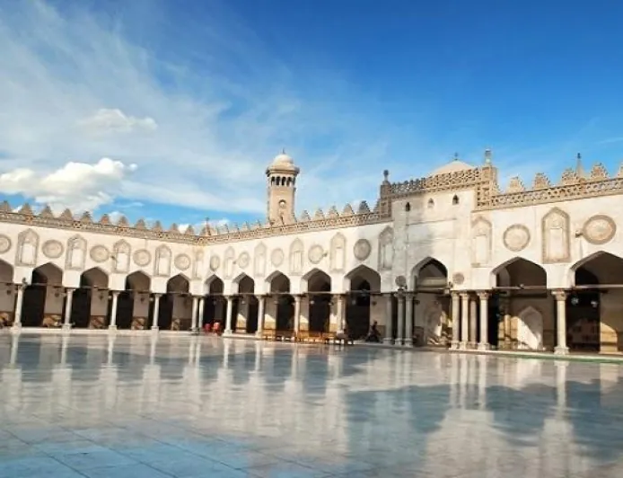 الأزهر يدعو إلى لجنة وساطة عربية وإسلامية لوقف الحروب 