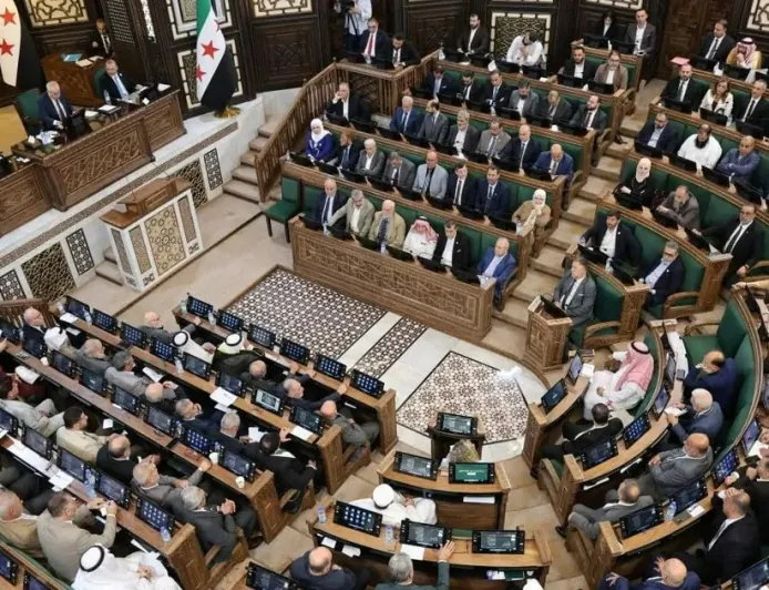 البرلمان السوري يناقش إلغاء القانون 41 المتعلق بملكية العقارات في المناطق الحدودية