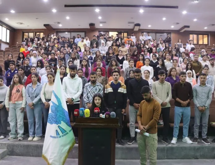 طلبة جامعة كوباني يطالبون بالحفاظ على استقلاليتها ويرفضون المساس بحقوقهم الأكاديمية