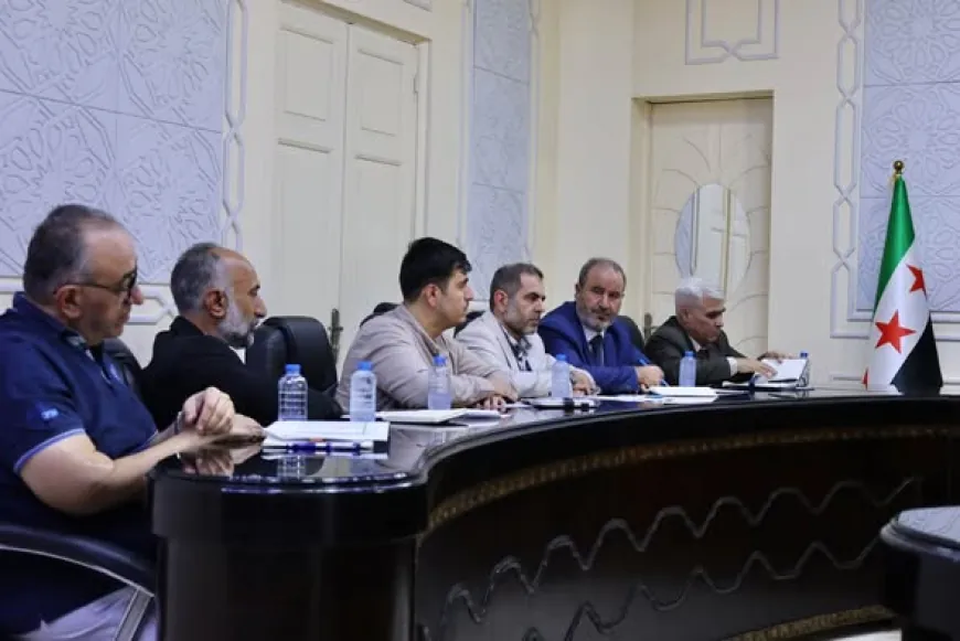 محافظ الحسكة يترأس اجتماعاً لوضع خطة إسعافية للاحتياجات ذات الأولوية