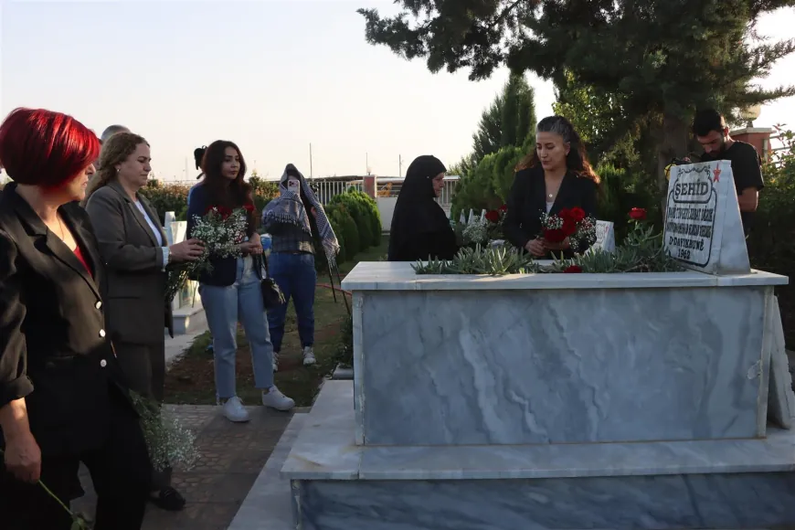 وفد شمال كردستان يزور مزار الشهيد خبات في ديرك